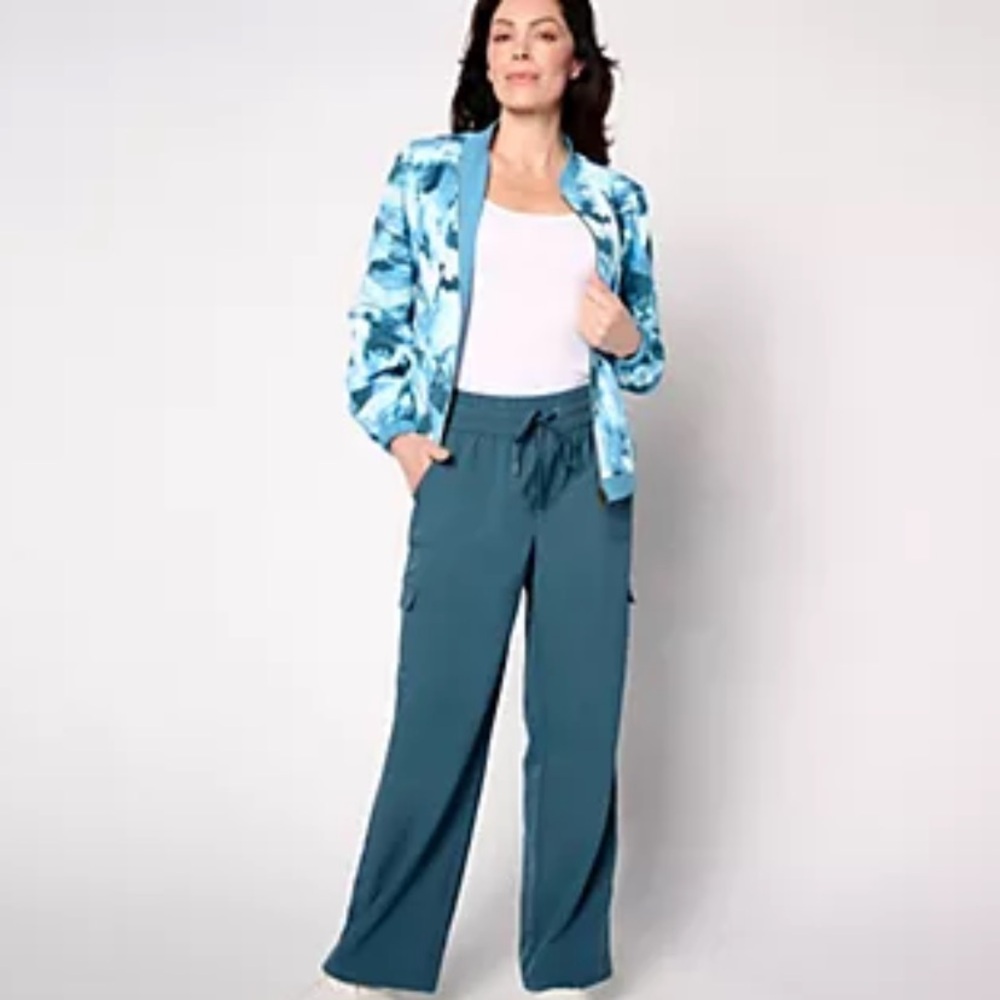 Zuda petite stretch woven cargo pants QVC